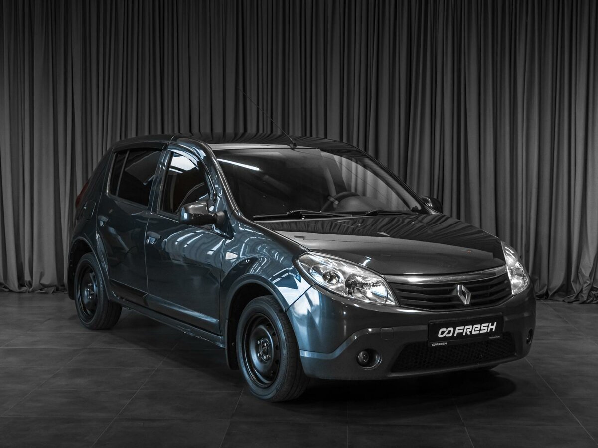 Открыть фотографии: Renault Sandero I