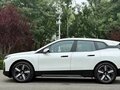 2023 BMW iX xDrive40 I (I20), белый, 9290000 рублей - вид 3