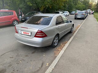 2001 Mercedes-Benz C-Класс 180 II (W203), серебристый, 345000 рублей, вид 3