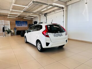 2014 Honda Fit III, белый, 1079000 рублей, вид 4
