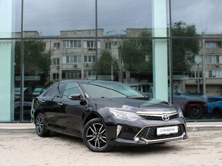 2017 Toyota Camry VII (XV50) Рестайлинг 2, чёрный, 2047000 рублей, вид 3