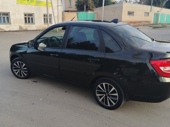 2021 Lada (ВАЗ) Granta I Рестайлинг, чёрный, 700000 рублей - вид 7