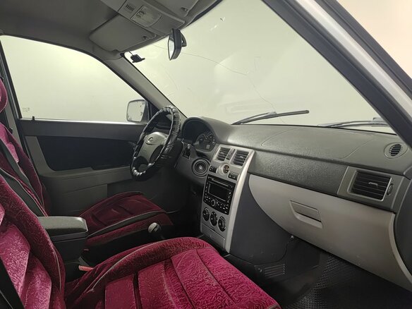 2011 Lada (ВАЗ) Priora I, белый, 125000 рублей - вид 12