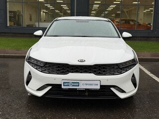 2021 Kia K5 III, белый, 2129000 рублей, вид 2