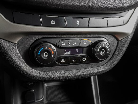 2020 Lada (ВАЗ) Vesta SW Cross I, оранжевый, 1029000 рублей - вид 11