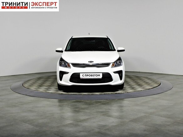 2017 Kia Rio IV, белый, 1276000 рублей - вид 1