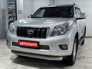 2011 Toyota Land Cruiser Prado 150 Series, серебристый, 3369000 рублей, вид 2
