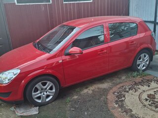 2009 Opel Astra H Рестайлинг, красный, 440000 рублей, вид 2