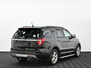 2017 Ford Explorer V Рестайлинг, чёрный, 1965000 рублей, вид 2