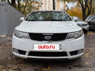2012 Kia Cerato 6-speed II, белый, 749000 рублей, вид 2