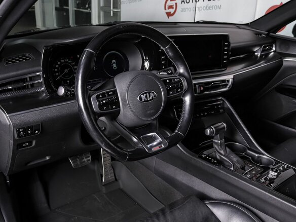 2020 Kia K5 III, чёрный, 2499000 рублей - вид 6