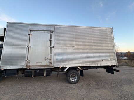 1990 Nissan Diesel, белый, 2200000 рублей, вид 3