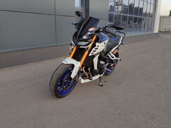 2018 Yamaha MT-09 (FZ-09), белый, 800000 рублей - вид 6