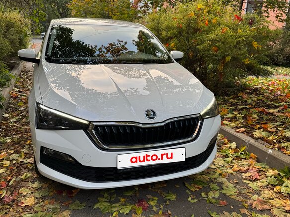 2021 Skoda Rapid II, белый, 1699000 рублей - вид 4