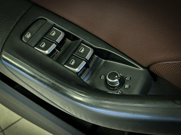 2012 Audi Q3 I (8U), синий, 1444900 рублей - вид 16
