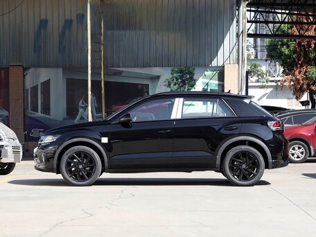 2026 Volkswagen T-Roc I (China Market) Рестайлинг, чёрный, 2350000 рублей, вид 5