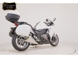 2010 Honda VFR 1200, белый, 691000 рублей, вид 5