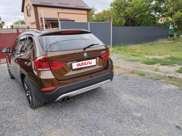 2013 BMW X1 20i I (E84) Рестайлинг, коричневый, 1360000 рублей - вид 6