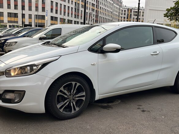 2014 Kia Ceed II, белый, 990000 рублей - вид 1