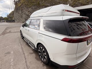 2022 Kia Carnival IV, белый, 5320000 рублей, вид 3