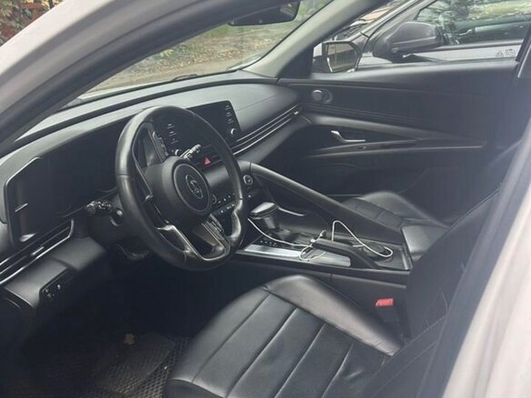 2021 Hyundai Elantra VII (CN7), белый, 1600000 рублей - вид 2