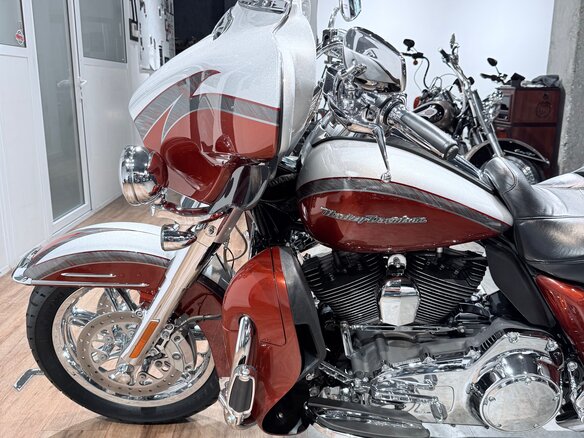 2014 Harley-Davidson CVO Limited, белый, 1699000 рублей - вид 6