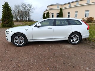 2017 Volvo V90 Cross Country I, белый, 2380000 рублей, вид 3