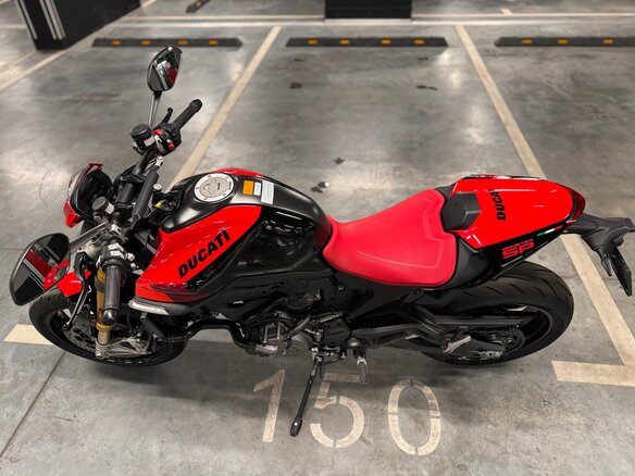 2024 Ducati Monster 937, чёрный - вид 10