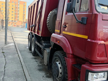 2023 КамАЗ 6520, красный, 7000000 рублей, вид 5