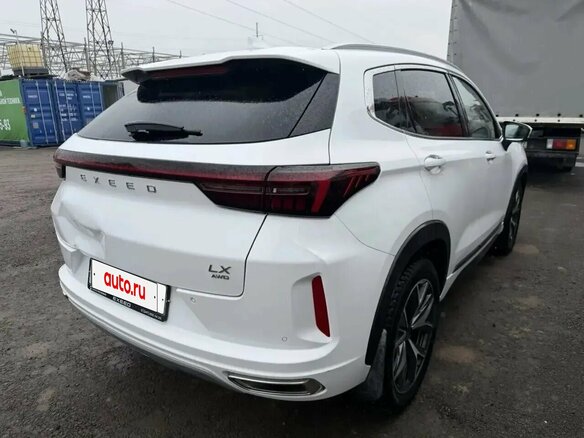 2023 Exeed LX I Рестайлинг, белый, 2100000 рублей - вид 3
