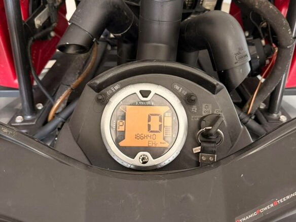 2010 BRP Can-Am Outlander 800, серый, 820000 рублей - вид 5