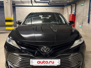 2019 Toyota Camry VIII (XV70), чёрный, 2700000 рублей, вид 2