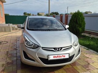 2015 Hyundai Elantra VI (AD), серебристый, 1200000 рублей, вид 1