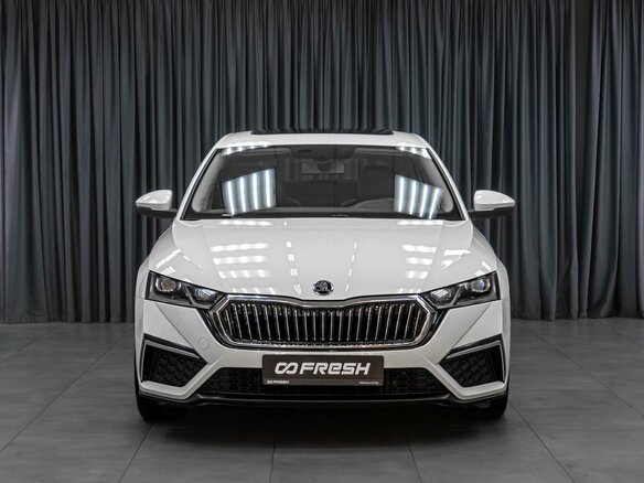 2022 Skoda Octavia IV (A8), белый, 2329000 рублей - вид 2