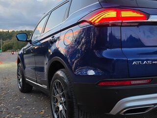 2022 Geely Atlas Pro, синий, 2150000 рублей, вид 5