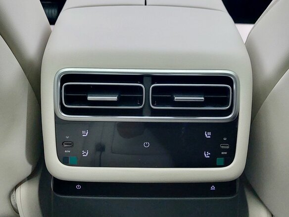 2026 Li Auto (Lixiang) L7 52.3 kWh I Рестайлинг, чёрный, 10690000 рублей - вид 35