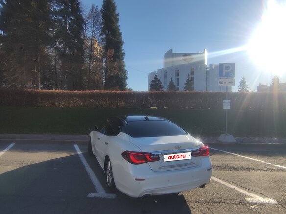 2015 Infiniti Q70 I Рестайлинг, белый, 2350000 рублей - вид 22