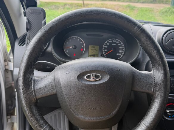 2013 Lada (ВАЗ) Granta I, серебристый, 310000 рублей - вид 9