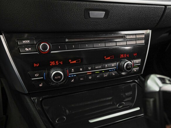2012 BMW 5 серии Gran Turismo 535i xDrive VI (F10/F11/F07), белый, 2479000 рублей - вид 12