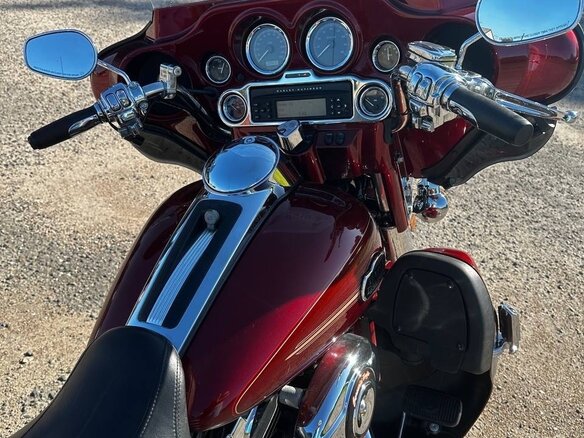 2008 Harley-Davidson Electra Glide, красный, 680000 рублей - вид 3