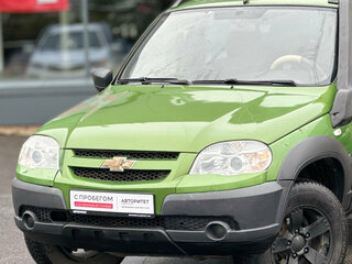 2015 Chevrolet Niva I Рестайлинг, зелёный, 499000 рублей, вид 2