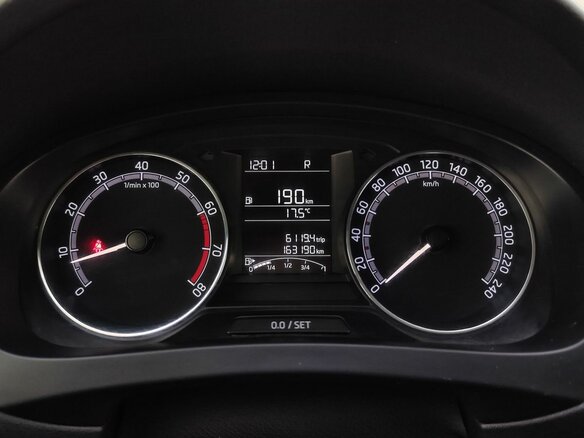 2018 Skoda Rapid I Рестайлинг, белый, 1290000 рублей - вид 12
