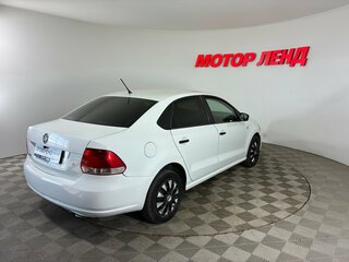 2014 Volkswagen Polo V, белый, 720000 рублей, вид 4