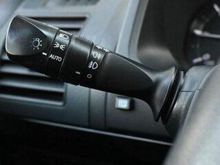 2018 Toyota Land Cruiser Prado 150 Series Рестайлинг 2, белый, 4490000 рублей, вид 2