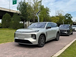 2026 Changan Qiyuan Q07 31.7 kWh, серебристый, 3430911 рублей, вид 1