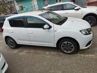 2017 Renault Sandero II, белый, 820000 рублей, вид 2