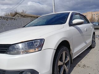 2013 Volkswagen Jetta VI, белый, 630000 рублей, вид 1