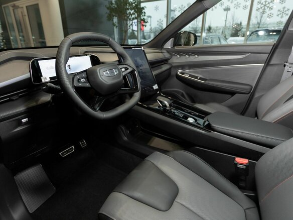 2026 Geely Cityray, серебристый - вид 9
