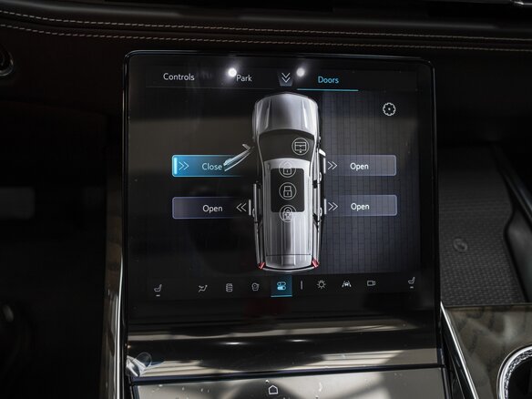 2025 Cadillac Escalade ESV V Рестайлинг, чёрный - вид 13