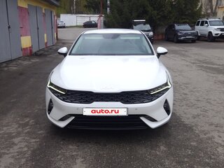 2022 Kia K5 III, белый, 3050000 рублей, вид 2
